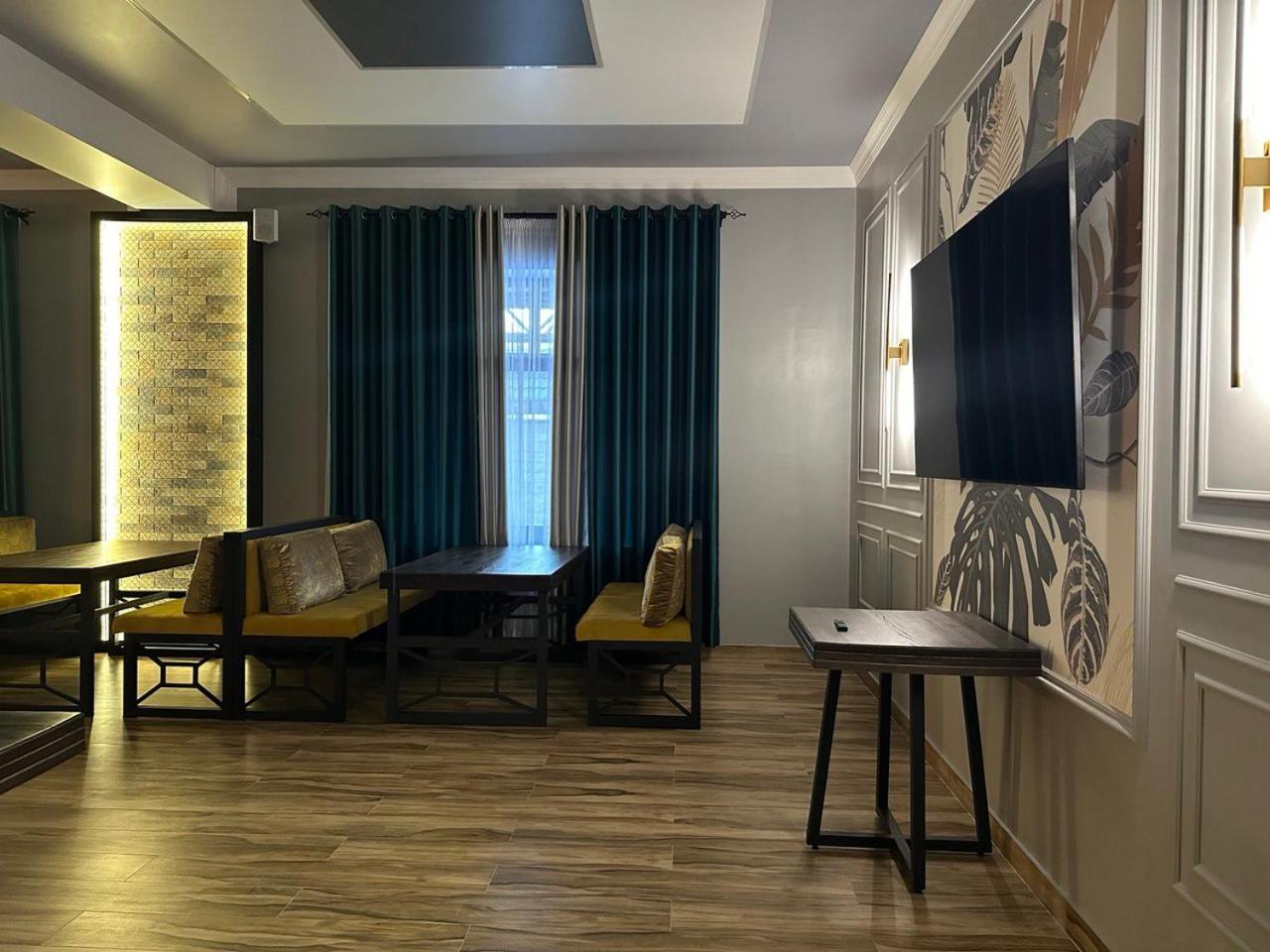 Grand Way Hotel Тараз Екстер'єр фото